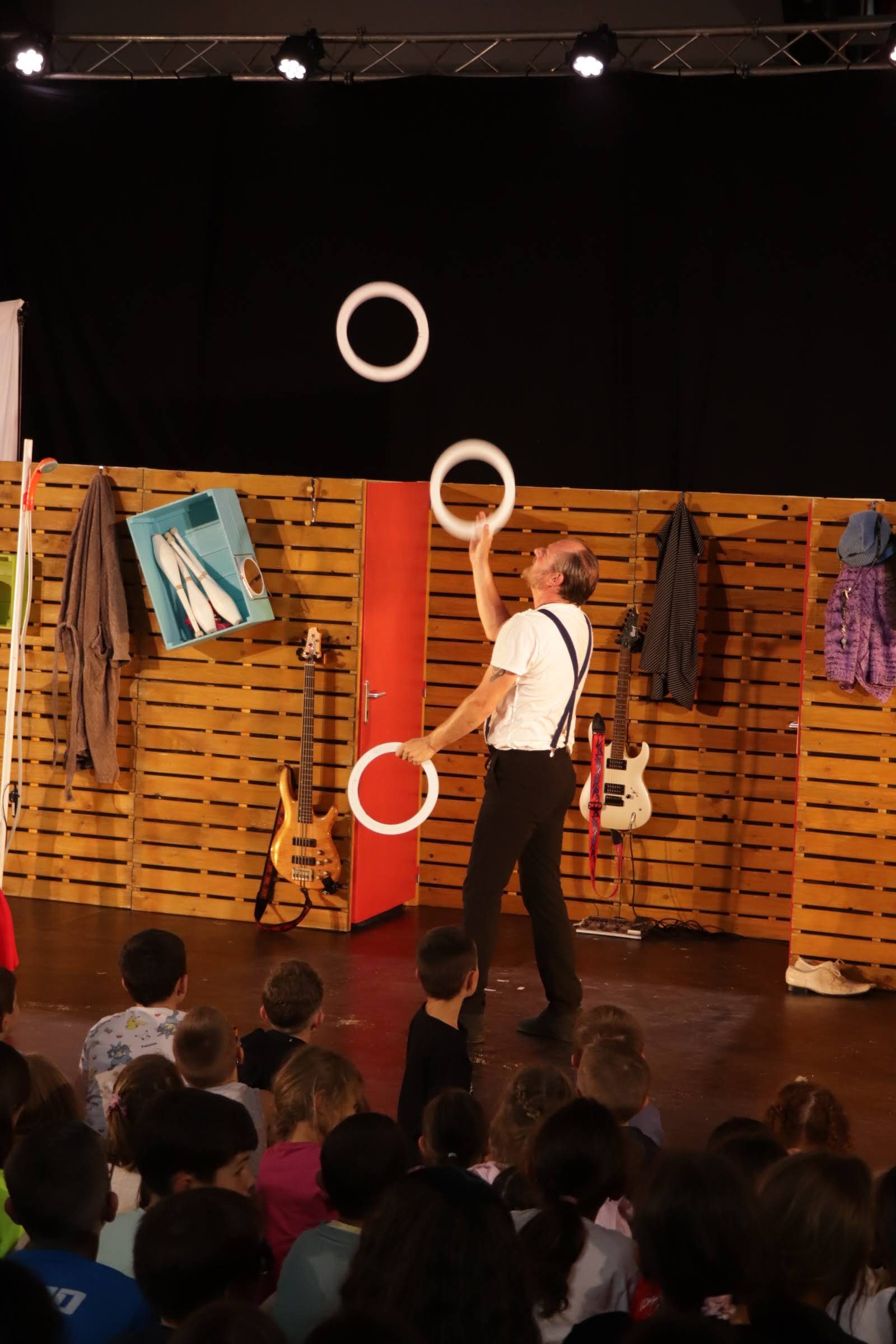 Bienvenue chez moi, spectacle de cirque musical tout public